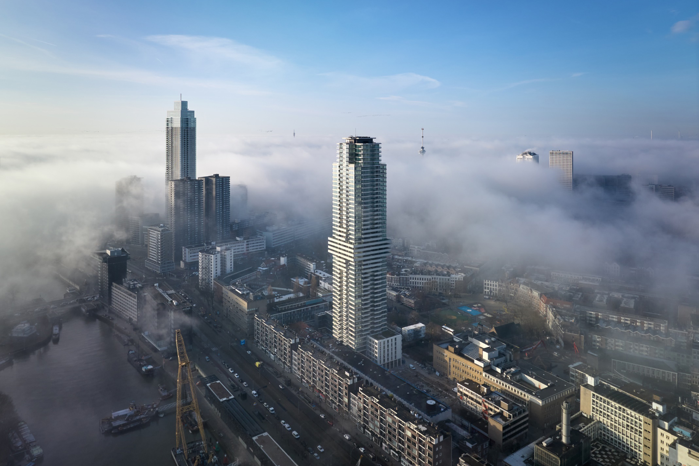 Gehard gelaagd glas — Cooltoren Rotterdam