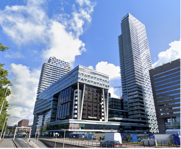 Zeefdruk glas — Nieuw Babylon Den Haag